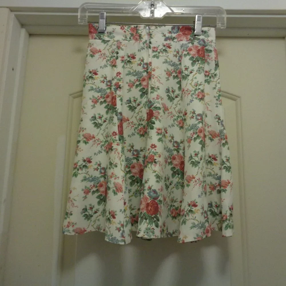 DEMURE 80S SOFT GIRL VINTAGE FRANCINE BOWER TEEN FLOWERS FLARES SKIRT 3/4 - Picture 4 of 5